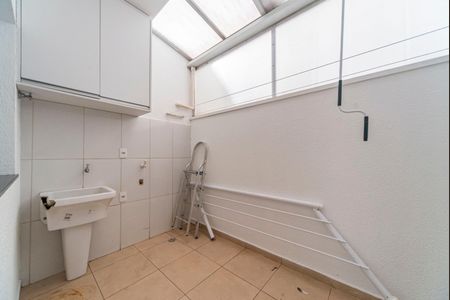 Casa à venda com 138m², 2 quartos e 3 vagasÁrea de Serviço