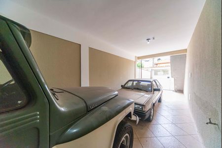 Casa à venda com 138m², 2 quartos e 3 vagasGaragem