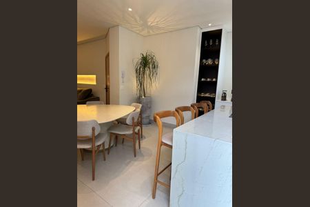 Sala de apartamento à venda com 3 quartos, 130m² em Fonte Grande, Contagem