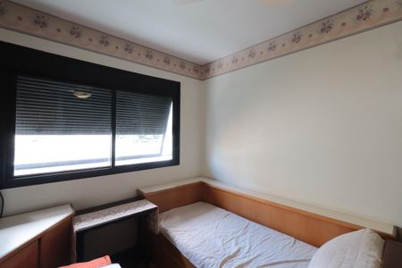 Apartamento à venda com 170m², 4 quartos e 2 vagasQuarto 4