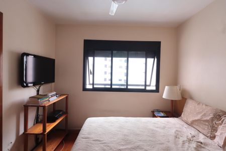 Apartamento à venda com 170m², 4 quartos e 2 vagasQuarto 2 - Suíte