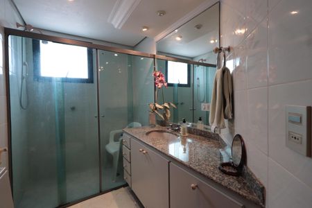 Apartamento à venda com 170m², 4 quartos e 2 vagasBanheiro Social