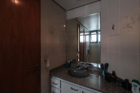 Apartamento à venda com 170m², 4 quartos e 2 vagasBanheiro da Suíte 2