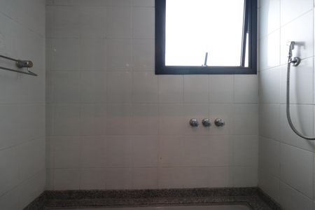 Apartamento à venda com 170m², 4 quartos e 2 vagasBanheiro da Suíte 1