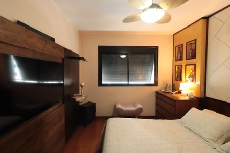 Apartamento à venda com 170m², 4 quartos e 2 vagasQuarto Suíte