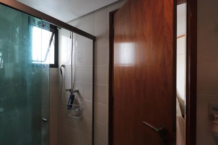 Apartamento à venda com 170m², 4 quartos e 2 vagasBanheiro da Suíte 2