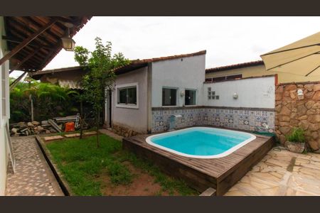 Casa à venda com 450m², 3 quartos e 2 vagas