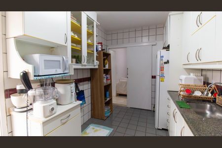 Casa à venda com 450m², 3 quartos e 2 vagas