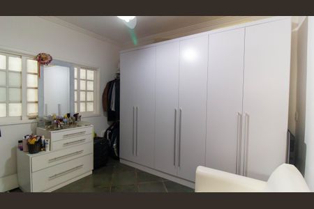 Casa à venda com 450m², 3 quartos e 2 vagas