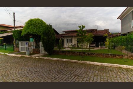 Casa à venda com 450m², 3 quartos e 2 vagas