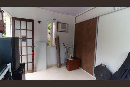 Casa à venda com 450m², 3 quartos e 2 vagas