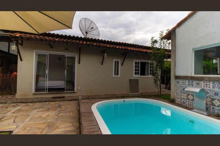 Casa à venda com 450m², 3 quartos e 2 vagas