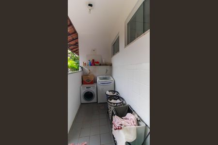 Casa à venda com 450m², 3 quartos e 2 vagas