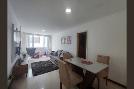 Sala de apartamento para alugar com 3 quartos, 87m² em Recreio dos Bandeirantes, Rio de Janeiro