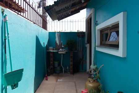 Casa à venda com 58m², 2 quartos e 1 vagaQuintal