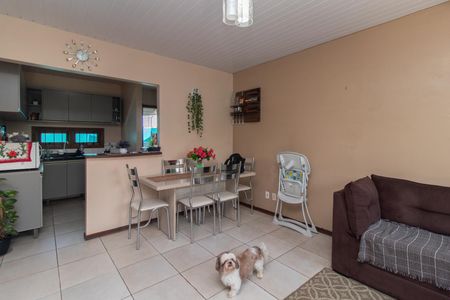 Sala de casa à venda com 2 quartos, 56m² em Hípica, Porto Alegre