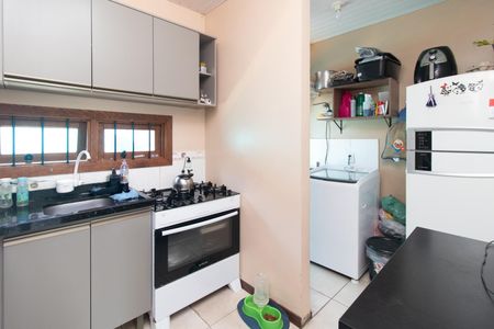 Casa à venda com 58m², 2 quartos e 1 vagaCozinha e Área de Serviço