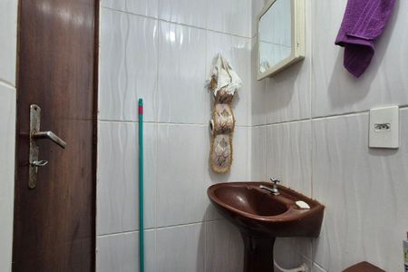 Banheiro de apartamento à venda com 1 quarto, 45m² em Botafogo, Campinas