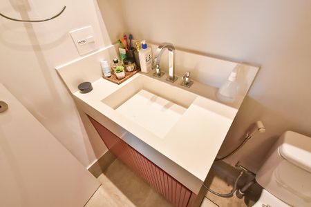 Apartamento à venda com 68m², 2 quartos e 1 vaga Apartamento à venda com 68m², 2 quartos e 1 vagaBanheiro