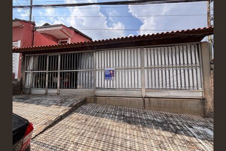 Casa à venda com 300m², 3 quartos e 2 vagas