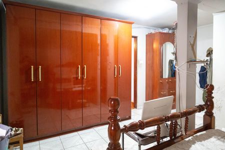 Casa à venda com 300m², 3 quartos e 2 vagas