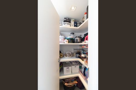 Apartamento à venda com 75m², 2 quartos e 2 vagas Apartamento à venda com 75m², 2 quartos e 2 vagasDispensa