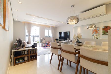 Apartamento à venda com 75m², 2 quartos e 2 vagas Apartamento à venda com 75m², 2 quartos e 2 vagasSala