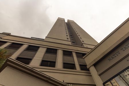 Apartamento à venda com 115m², 3 quartos e 2 vagas Apartamento à venda com 115m², 3 quartos e 2 vagasFachada do Prédio