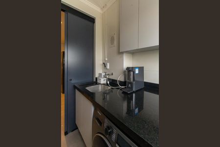 Apartamento à venda com 115m², 3 quartos e 2 vagas Apartamento à venda com 115m², 3 quartos e 2 vagasÁrea de Serviço