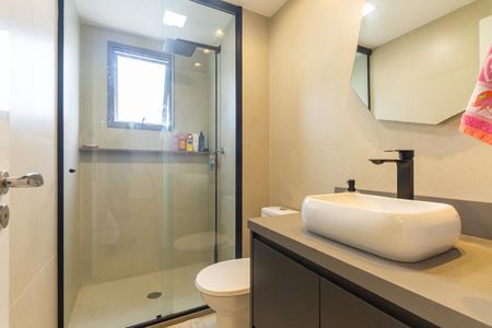 Apartamento à venda com 115m², 3 quartos e 2 vagas Apartamento à venda com 115m², 3 quartos e 2 vagasBanheiro da Suíte 2