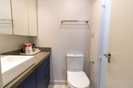 Apartamento à venda com 103m², 3 quartos e 2 vagasBanheiro