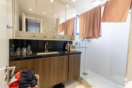 Apartamento à venda com 103m², 3 quartos e 2 vagasBanheiro da Suíte