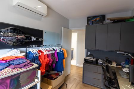 Apartamento à venda com 103m², 3 quartos e 2 vagasQuarto 1