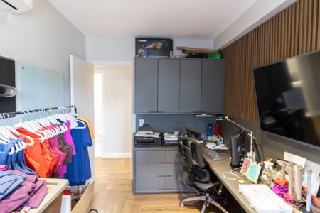 Apartamento à venda com 103m², 3 quartos e 2 vagasQuarto 1