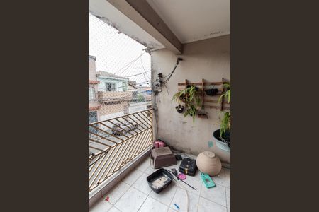 Casa à venda com 240m², 4 quartos e 1 vaga Casa à venda com 240m², 4 quartos e 1 vagaQuarto 2 - Varanda