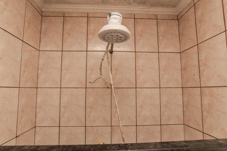 Casa à venda com 240m², 4 quartos e 1 vaga Casa à venda com 240m², 4 quartos e 1 vagaBanheiro