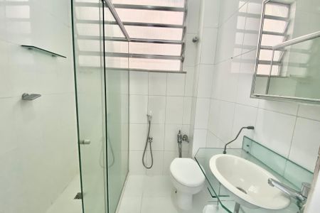 Apartamento para alugar com 65m², 2 quartos e sem vagaBanheiro 