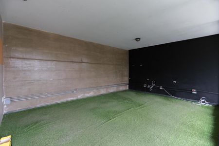 Casa à venda com 345m², 5 quartos e 3 vagas Casa à venda com 345m², 5 quartos e 3 vagasSalão de festas