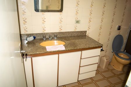 Casa à venda com 160m², 3 quartos e 4 vagasBanheiro