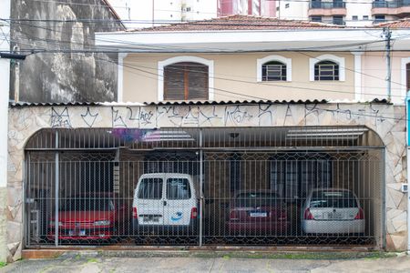 Casa à venda com 160m², 3 quartos e 4 vagasFachada