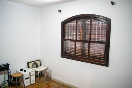 Casa à venda com 160m², 3 quartos e 4 vagasQuarto 2