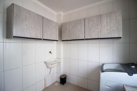 Apartamento para alugar com 47m², 2 quartos e 1 vagaÁrea de Serviço