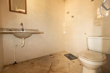 Casa para alugar com 199m², 4 quartos e 5 vagasBanheiro Social 3