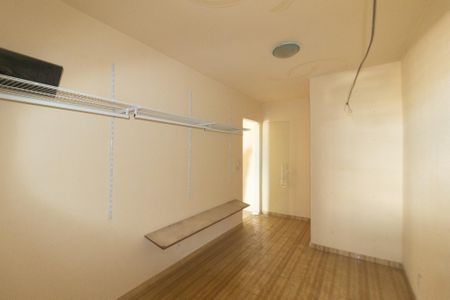 Casa para alugar com 199m², 4 quartos e 5 vagasCloset da Suíte