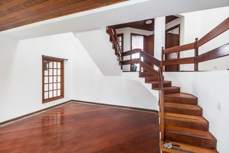 Sala  de casa de condomínio para alugar com 4 quartos, 320m² em Residencial Onze (alphaville), Santana de Parnaíba