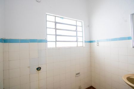 Casa para alugar com 400m², 3 quartos e 10 vagasBanheiro Social