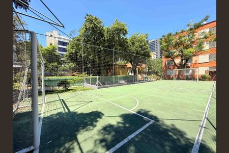 Apartamento à venda com 77m², 3 quartos e 1 vagaQuadra Esportiva