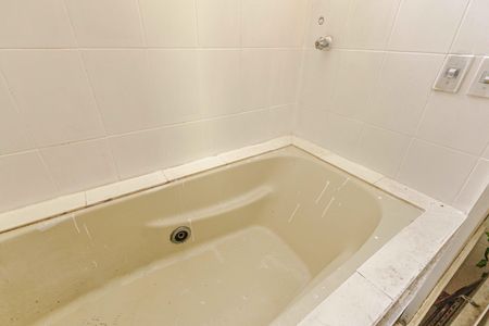 Apartamento à venda com 77m², 3 quartos e 1 vagaBanheiro Social