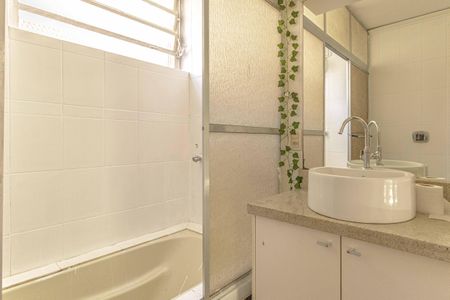 Apartamento à venda com 77m², 3 quartos e 1 vagaBanheiro Social