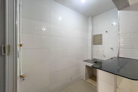 Cozinha de kitnet/studio à venda com 1 quarto, 26m² em Sé, São Paulo
